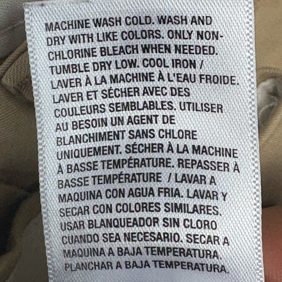 Old Navy Tan Flat Front Classic Chino Shorts Size 10 - Picture 7 of 7